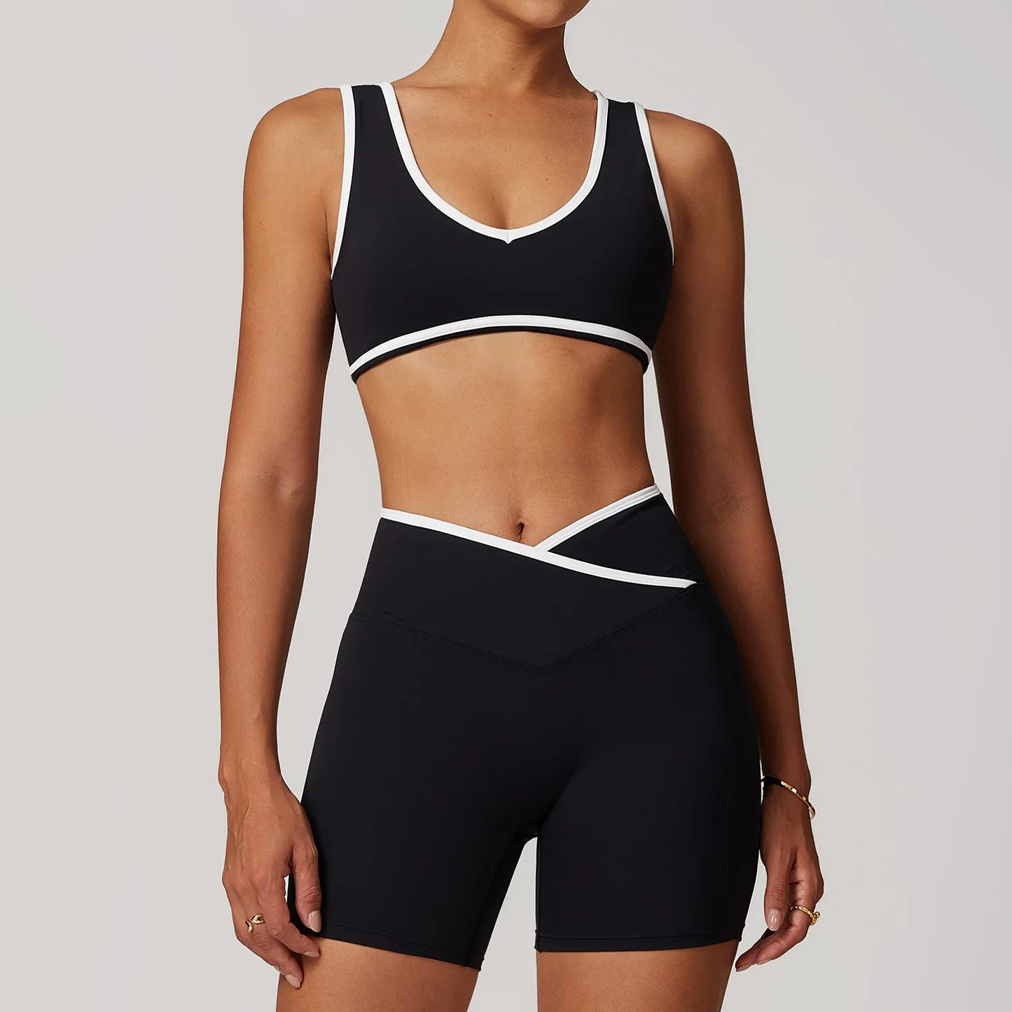 Women’s Workout Outfit – 2-Piece Athletic Set