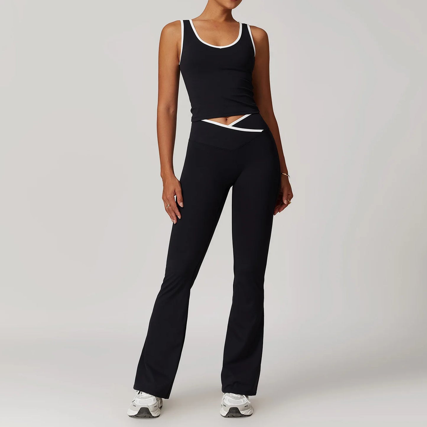Women’s Workout Outfit – 2-Piece Athletic Set